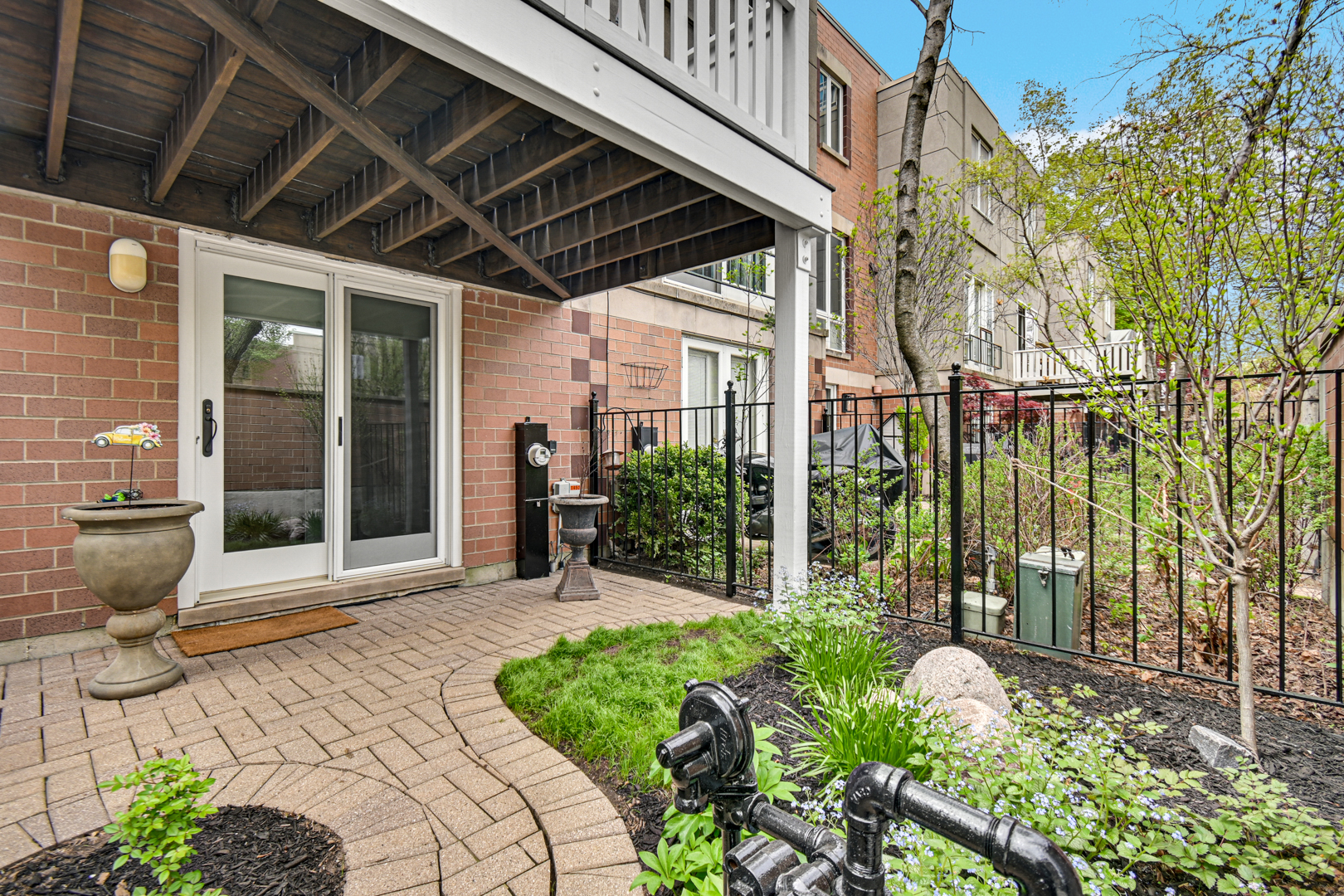 1452 S State Street, Chicago, IL 60605