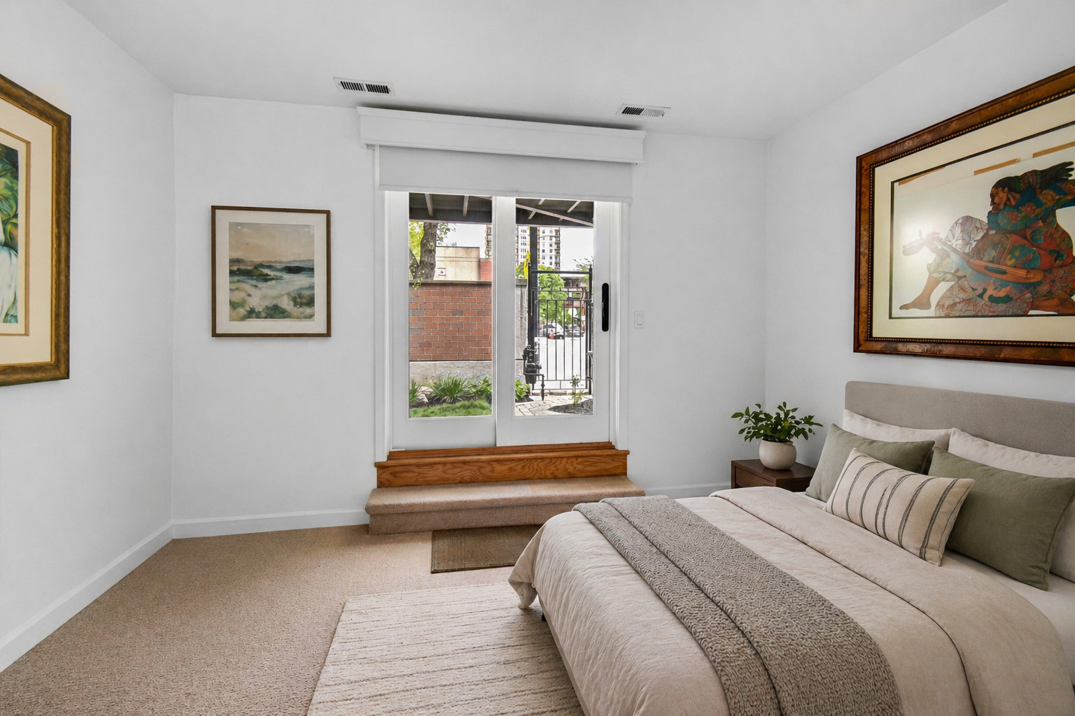 1452 S State Street, Chicago, IL 60605