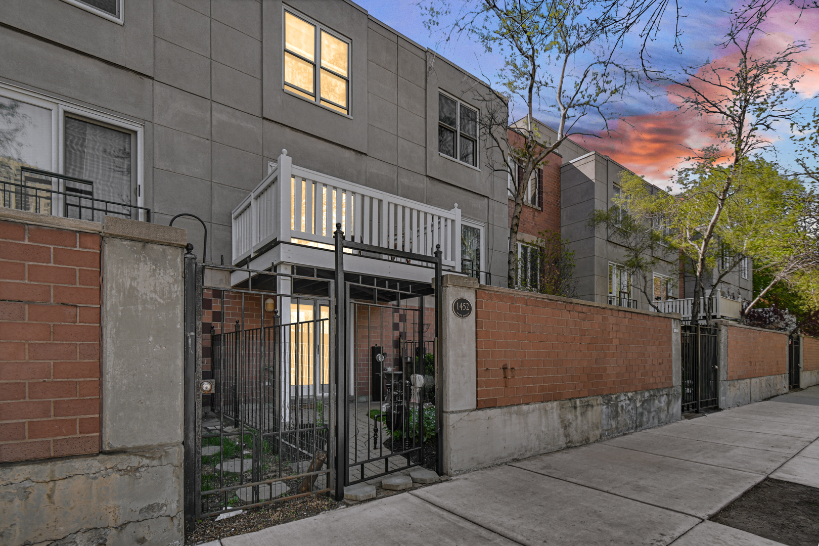 1452 S State Street, Chicago, IL 60605