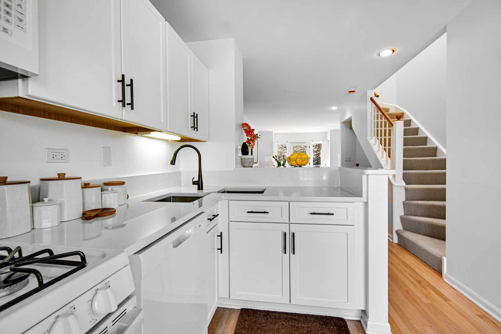 1452 S State Street, Chicago, IL 60605