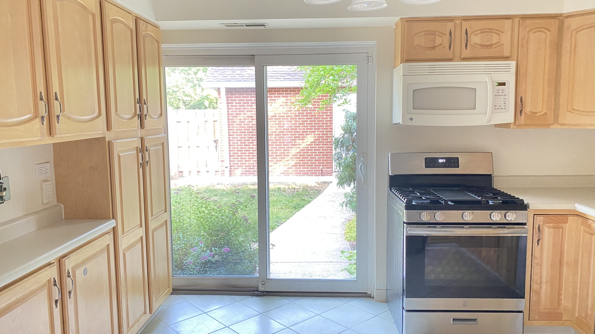 23 N Tower Road, Oak Brook, IL 60523