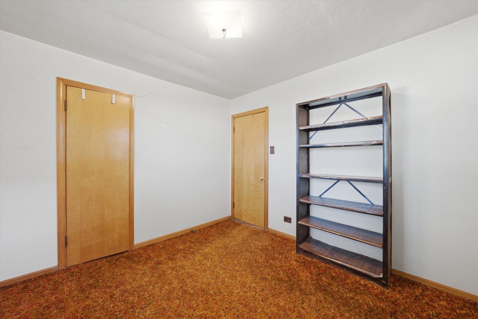 8204 Austin Avenue, Burbank, IL 60459