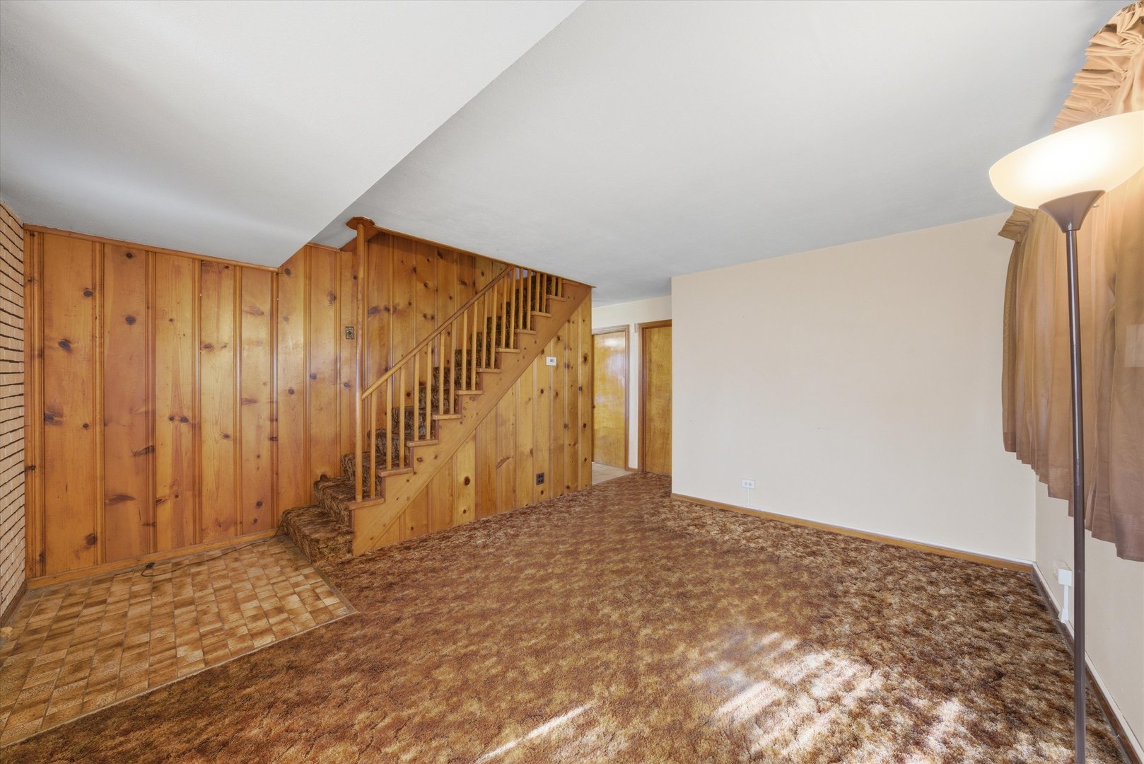 8204 Austin Avenue, Burbank, IL 60459