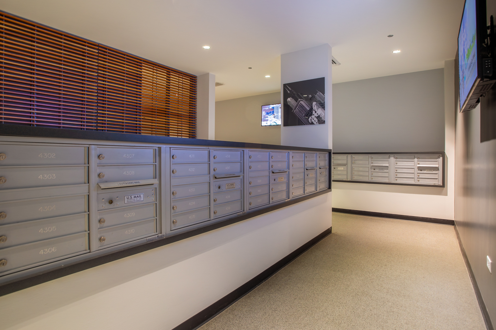 235 W Van Buren Street #4405, Chicago, IL 60607