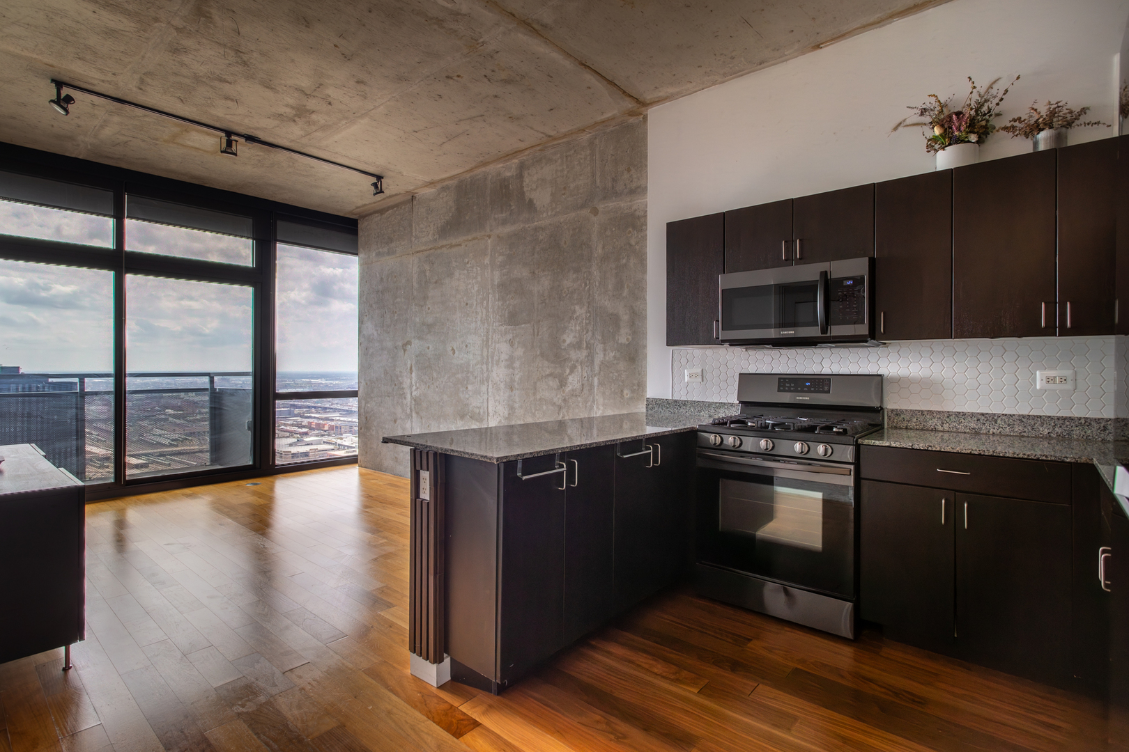 235 W Van Buren Street #4405, Chicago, IL 60607