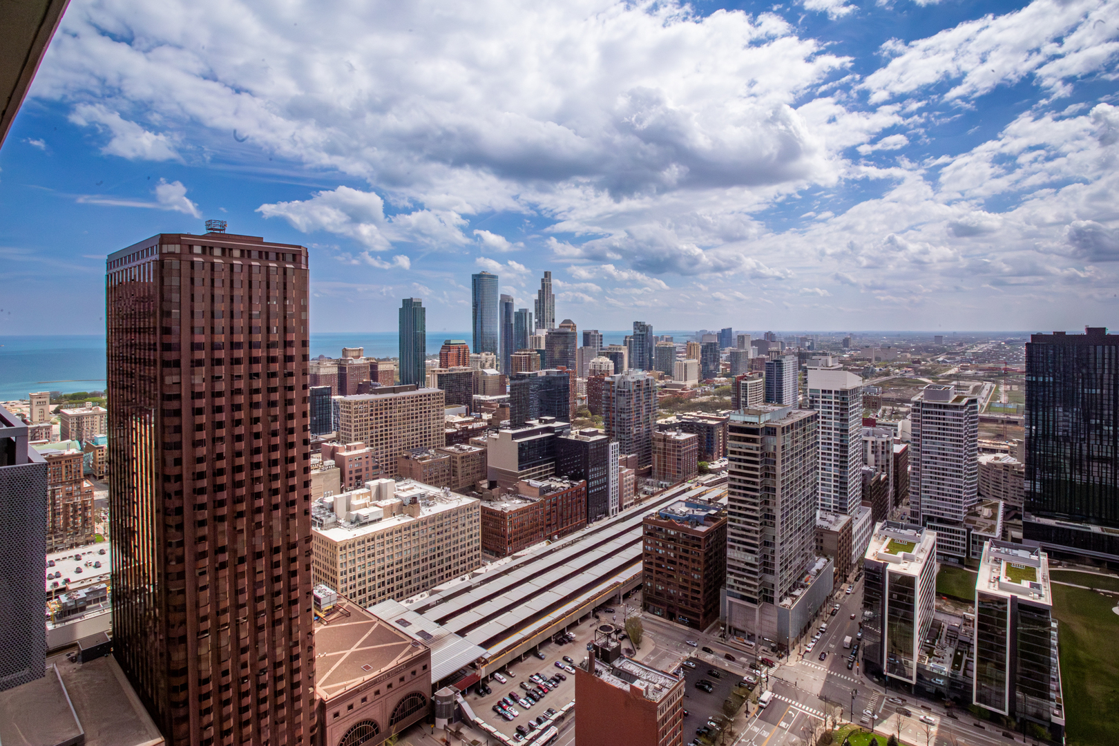 235 W Van Buren Street #4405, Chicago, IL 60607