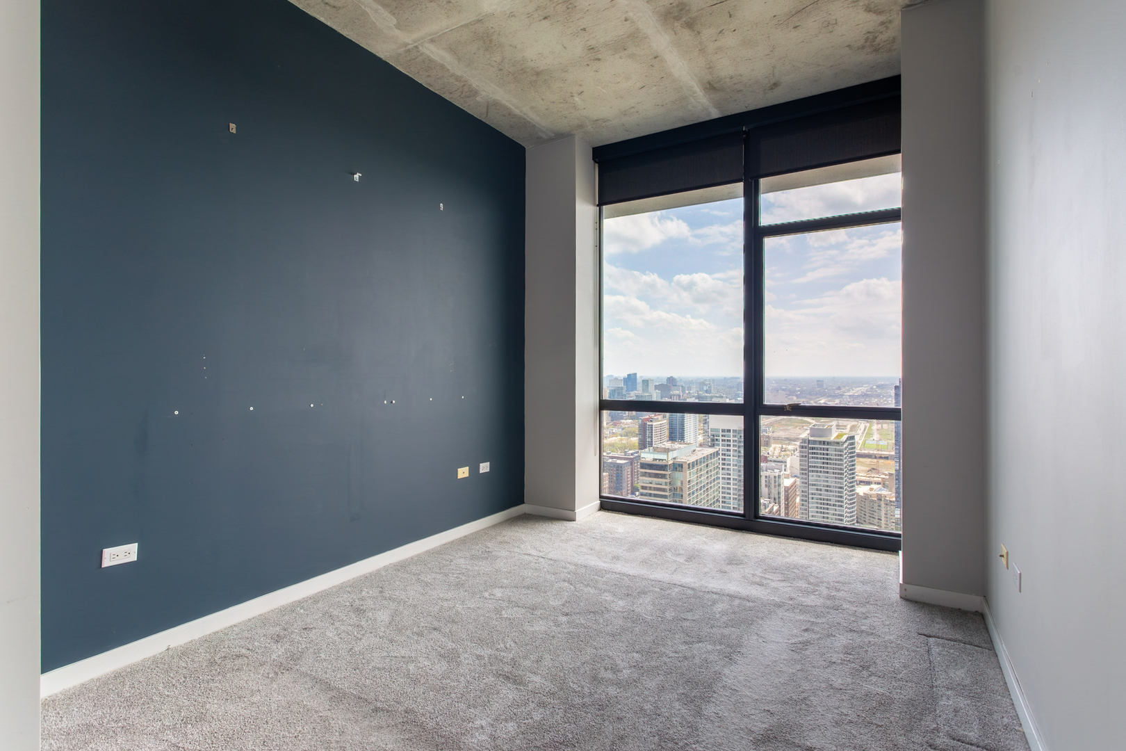 235 W Van Buren Street #4405, Chicago, IL 60607