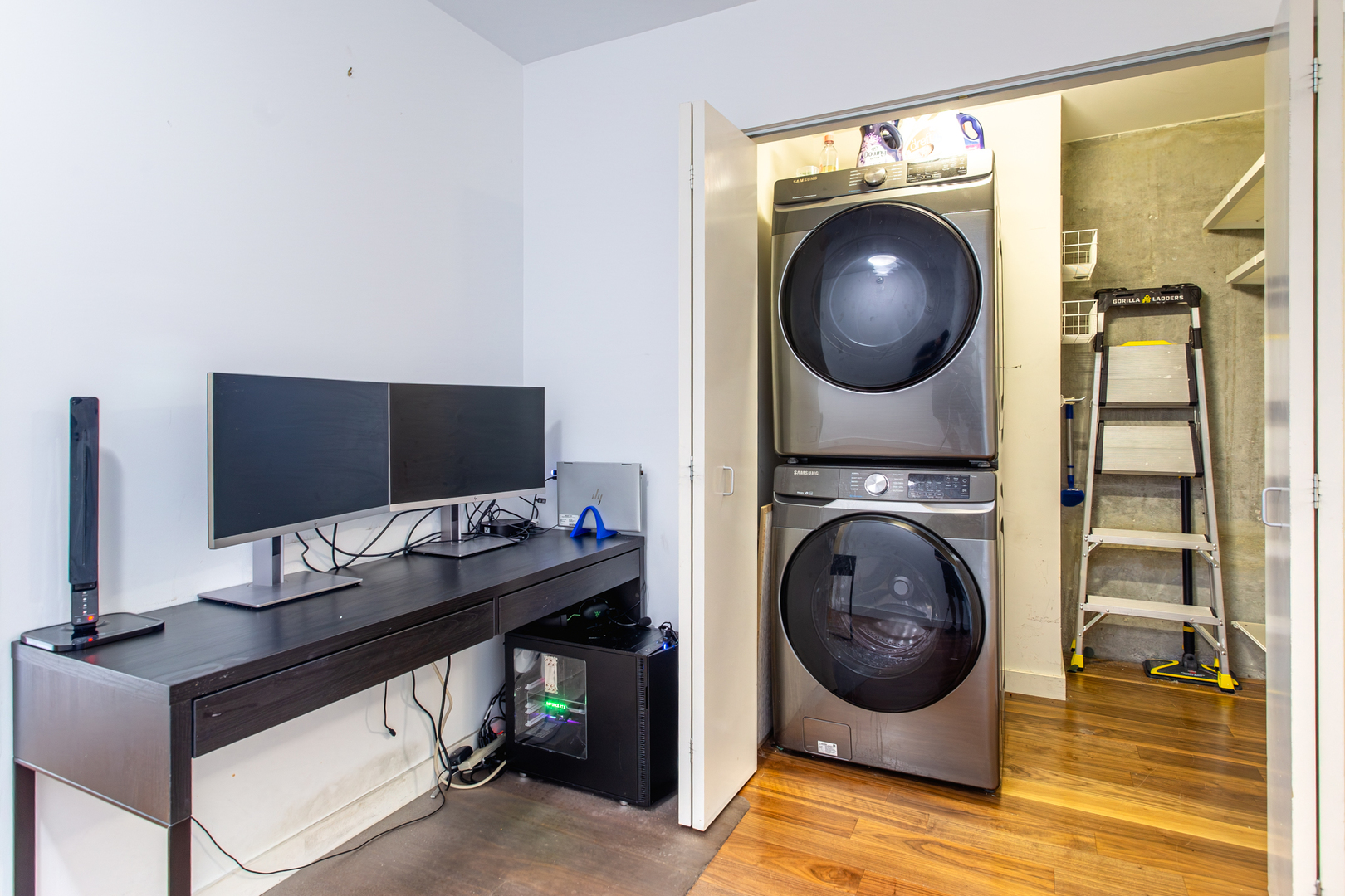 235 W Van Buren Street #4405, Chicago, IL 60607