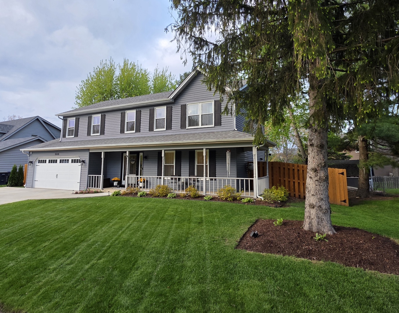 585 N Lyle Avenue, Elgin, IL 60123