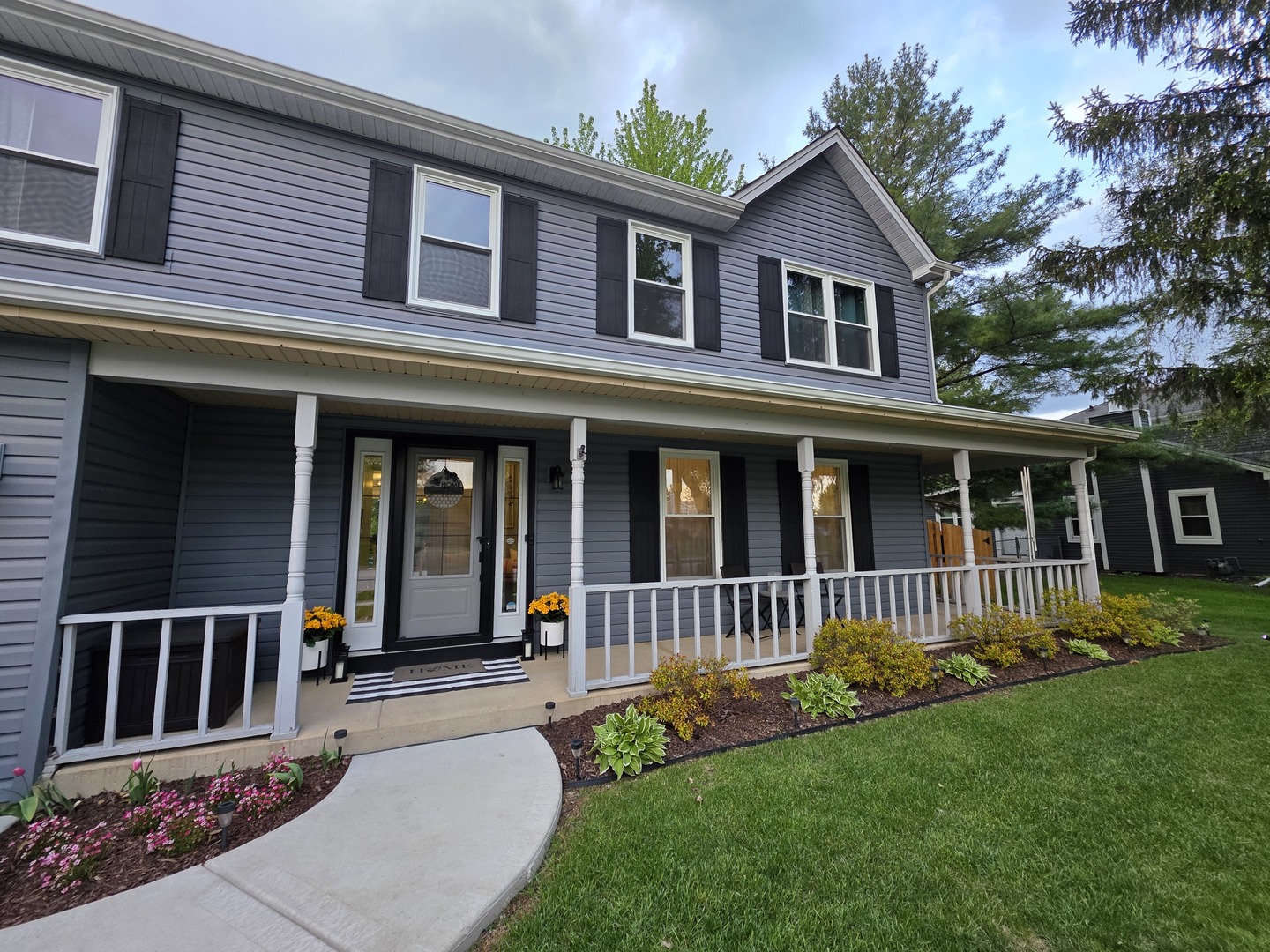 585 N Lyle Avenue, Elgin, IL 60123