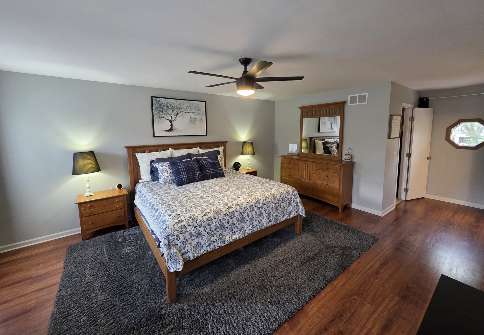 585 N Lyle Avenue, Elgin, IL 60123