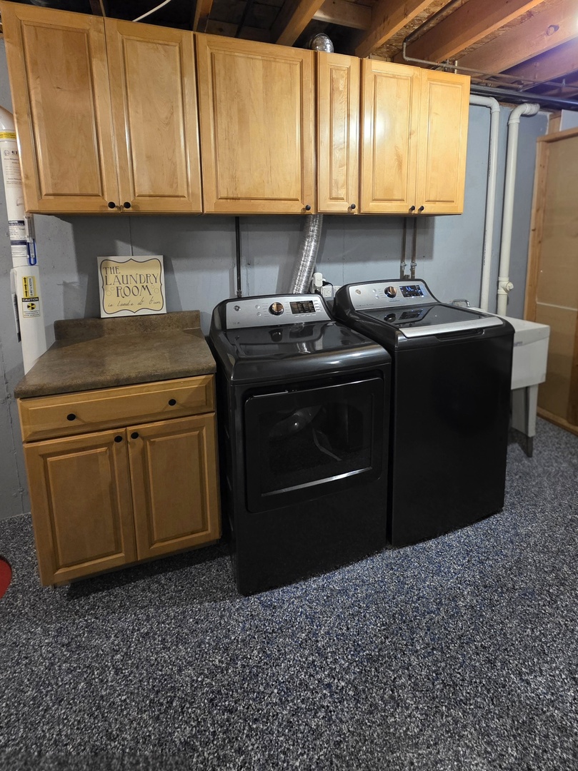 585 N Lyle Avenue, Elgin, IL 60123