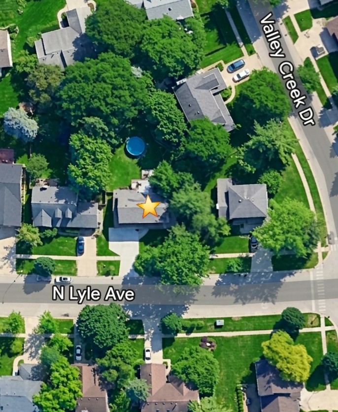 585 N Lyle Avenue, Elgin, IL 60123