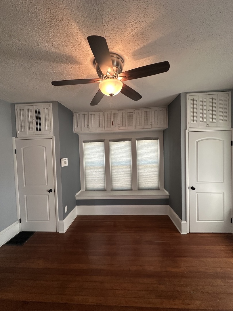 1307 S Main Street, Bloomington, IL 61701