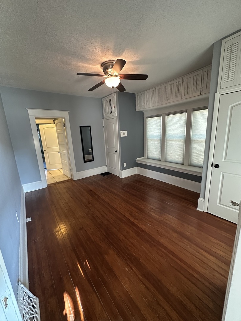 1307 S Main Street, Bloomington, IL 61701