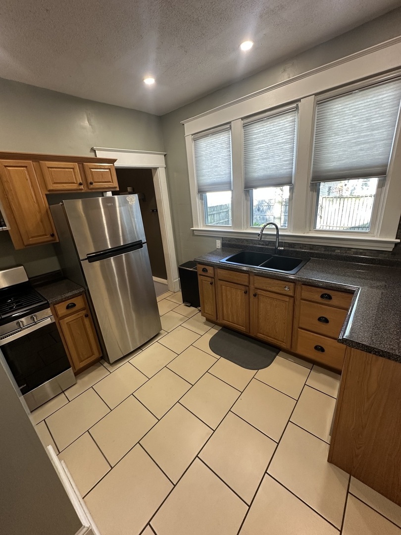 1307 S Main Street, Bloomington, IL 61701