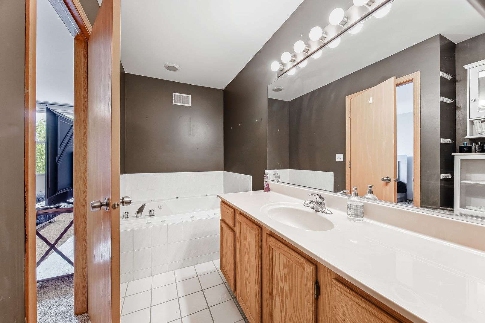 5613 W Von Avenue #C, Monee, IL 60449