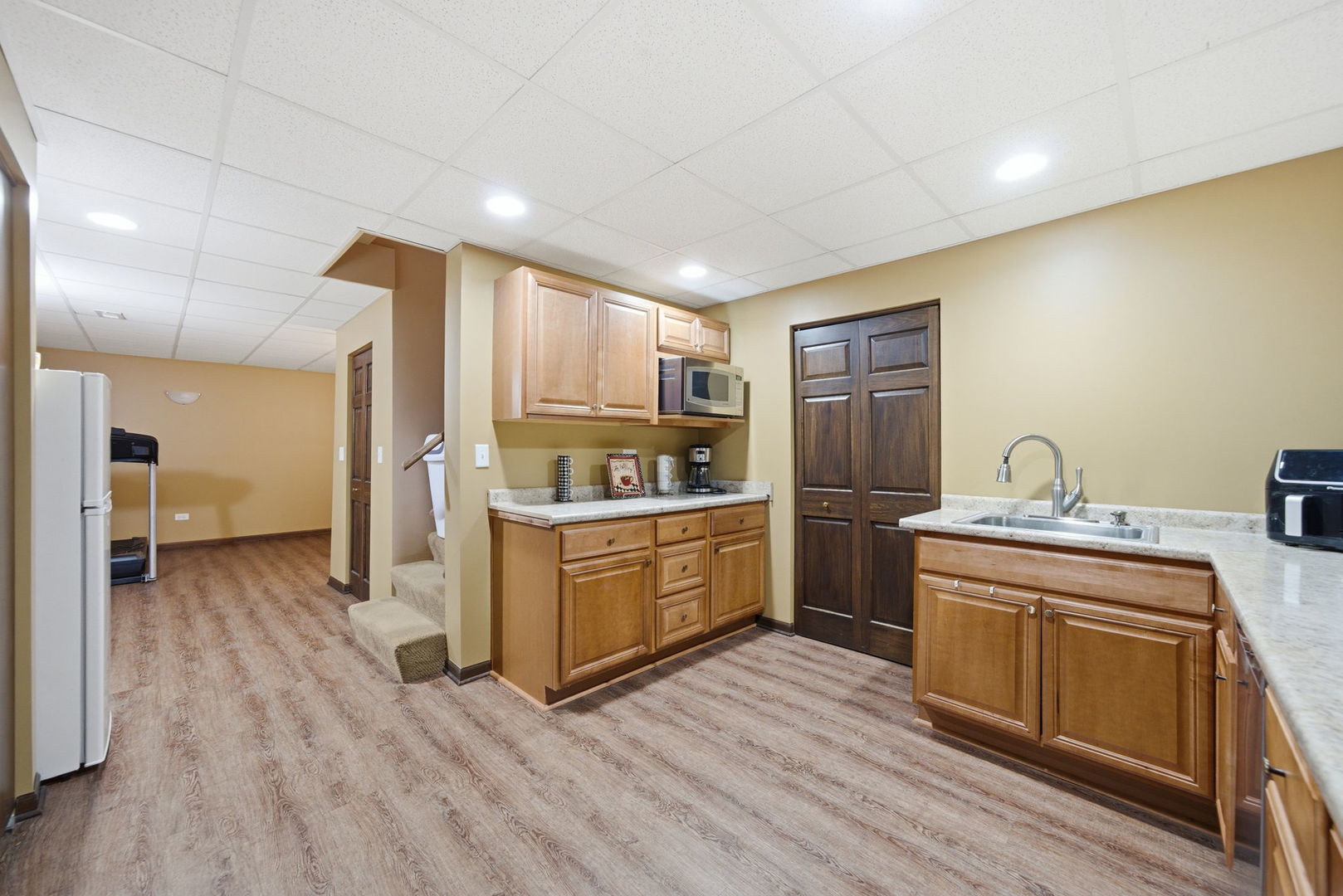 1812 Hampton Court, Plainfield, IL 60586