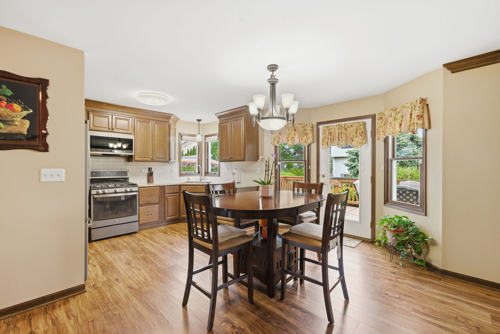 1812 Hampton Court, Plainfield, IL 60586