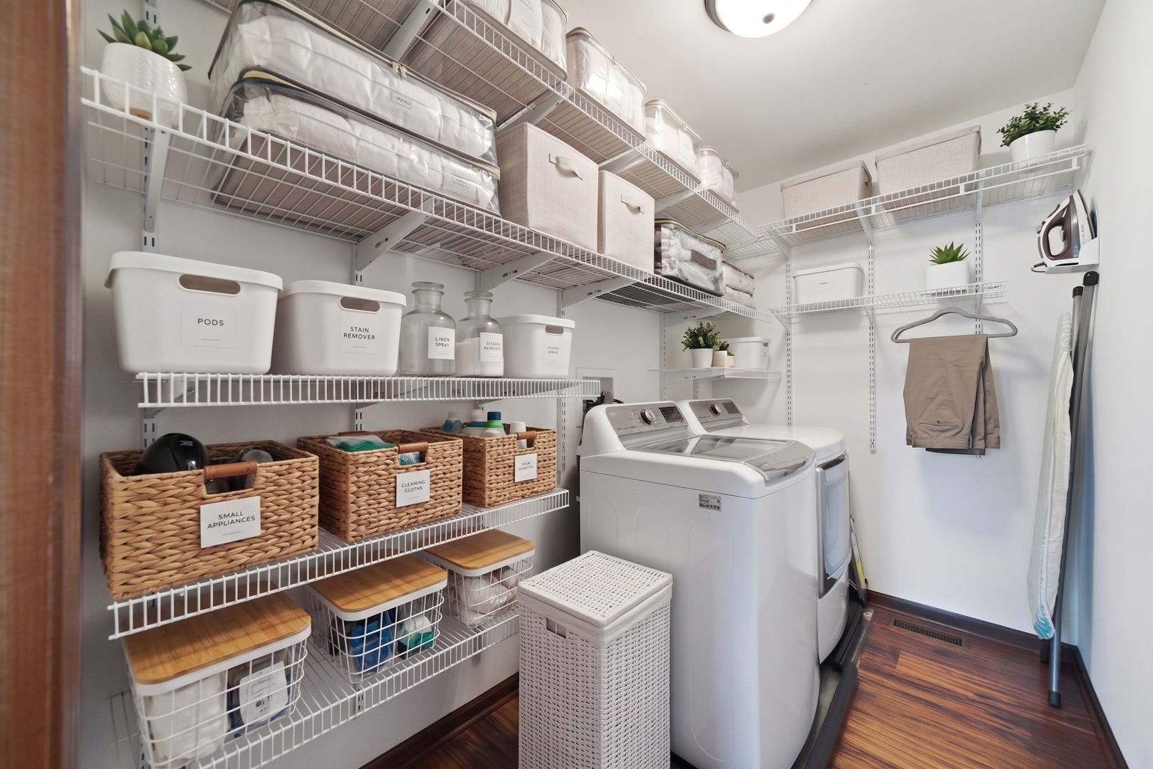 1812 Hampton Court, Plainfield, IL 60586