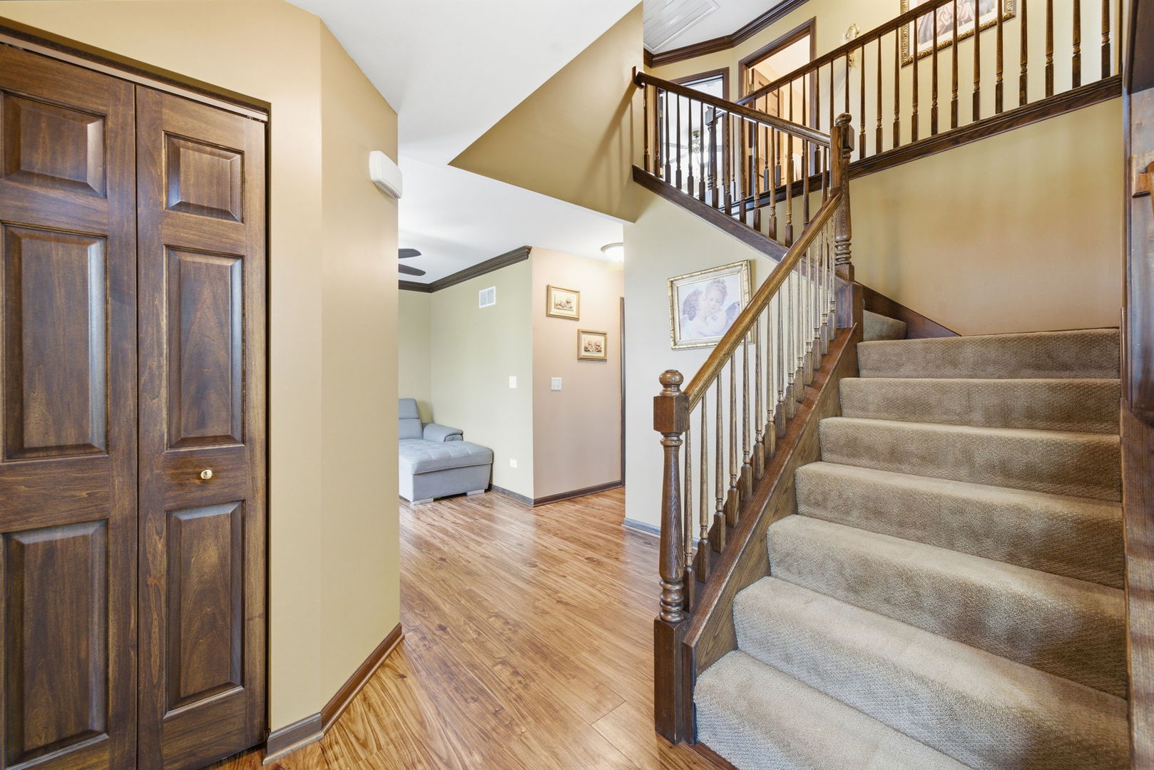 1812 Hampton Court, Plainfield, IL 60586