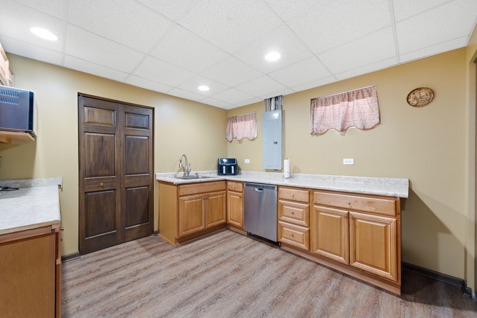 1812 Hampton Court, Plainfield, IL 60586