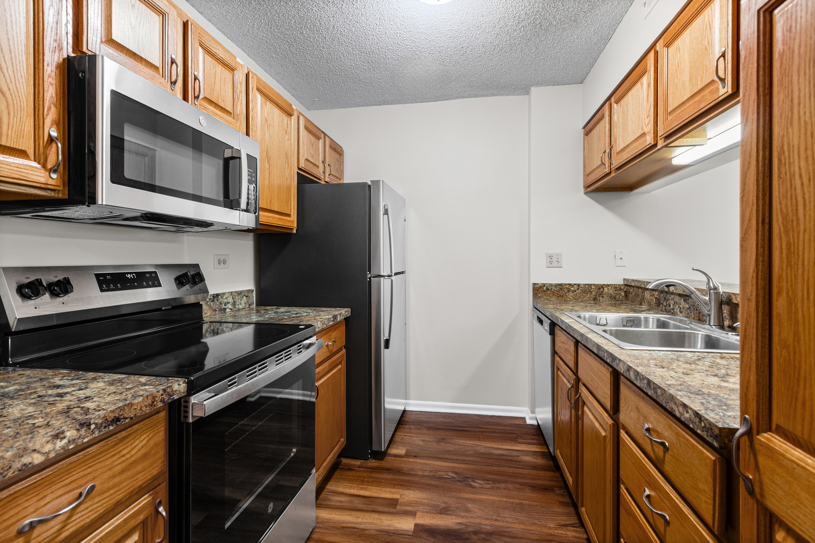 511 Aurora Avenue #516, Naperville, IL 60540