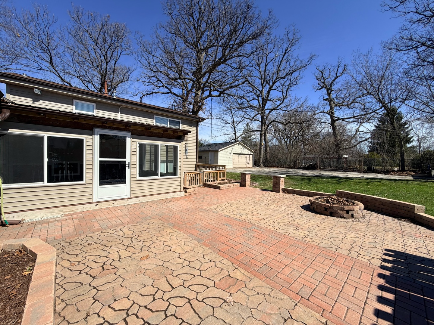 11481 Bell Road, Lemont, IL 60439