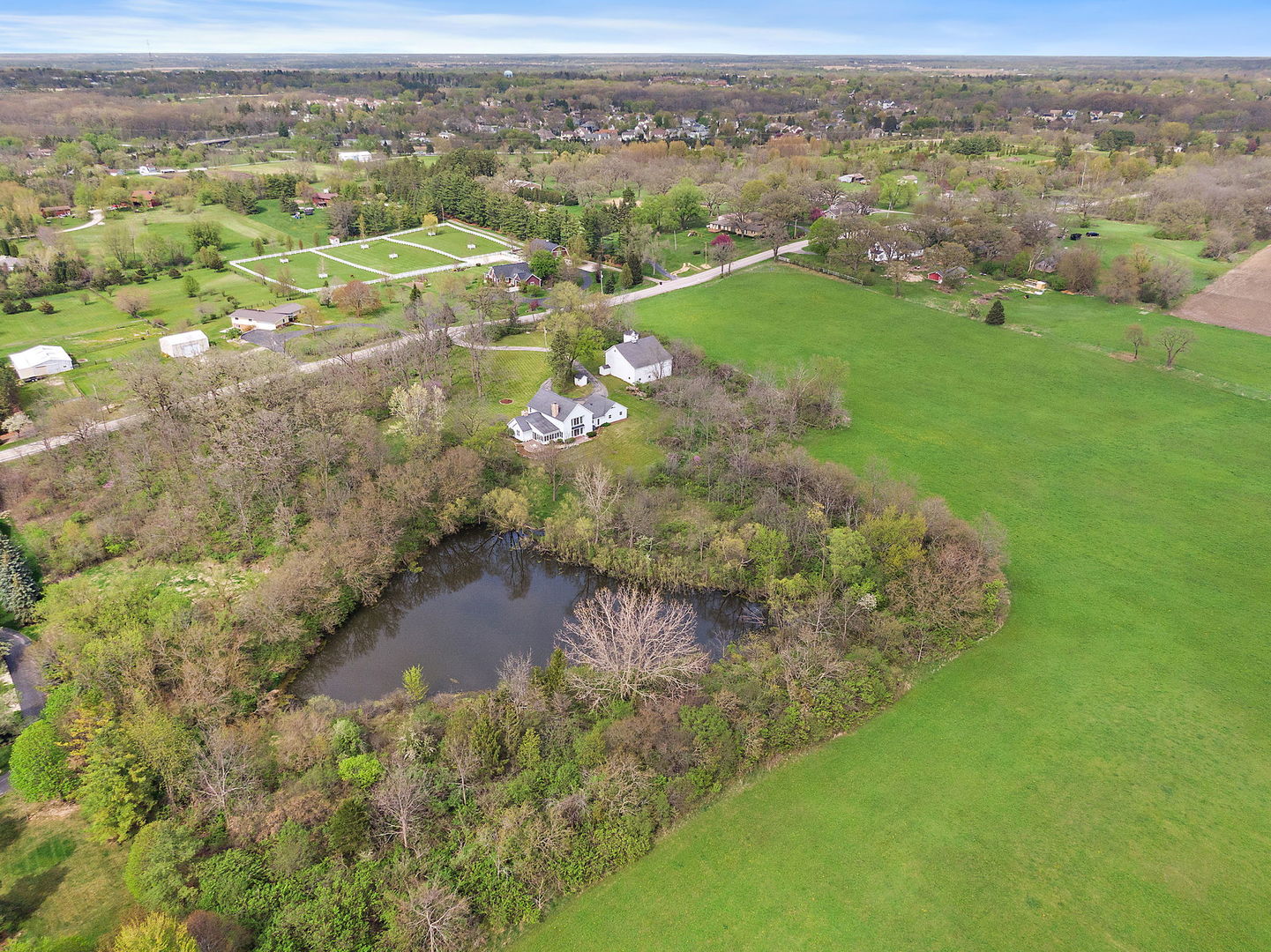 14019 Davis Road, Woodstock, IL 60098