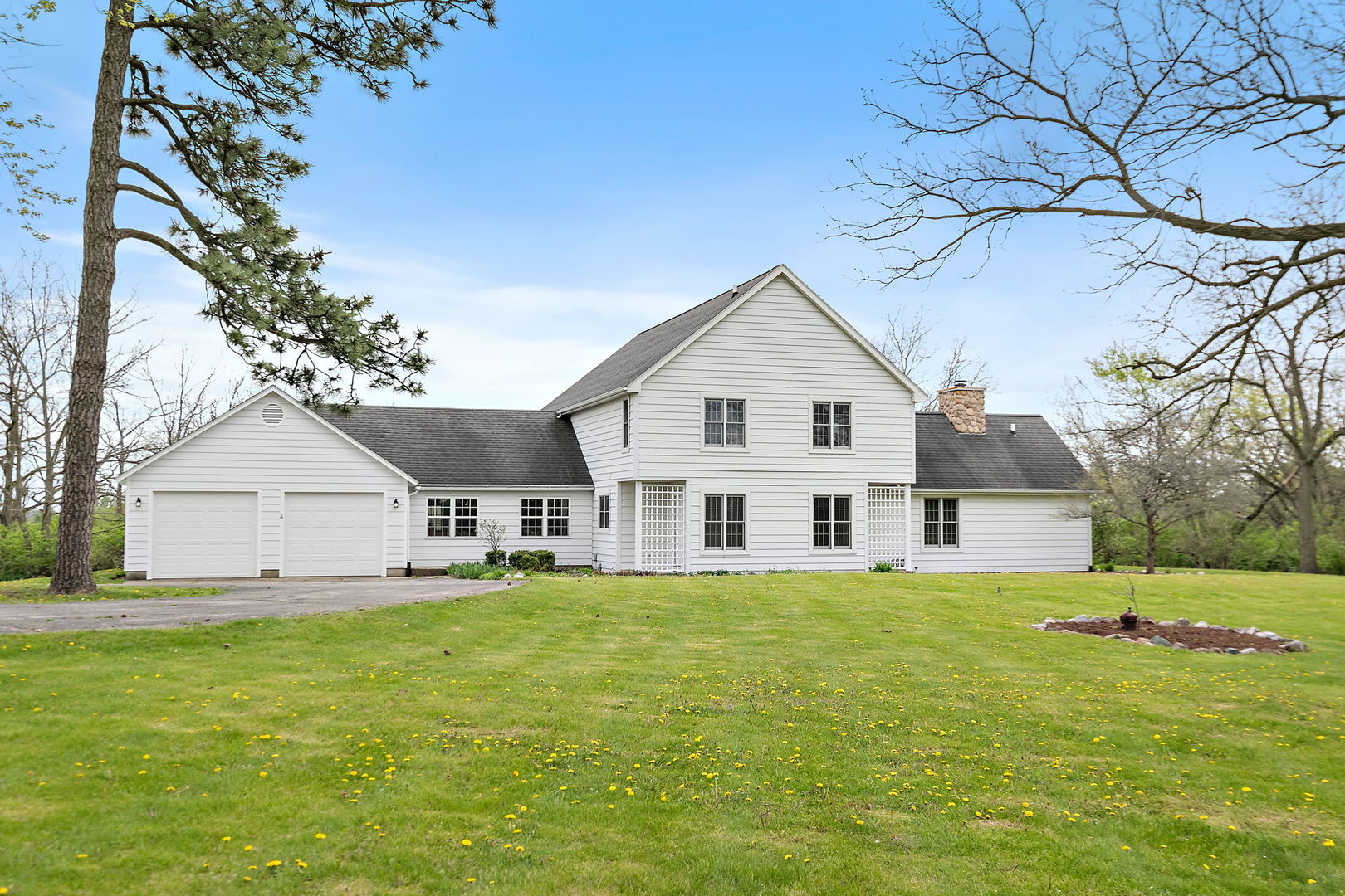 14019 Davis Road, Woodstock, IL 60098