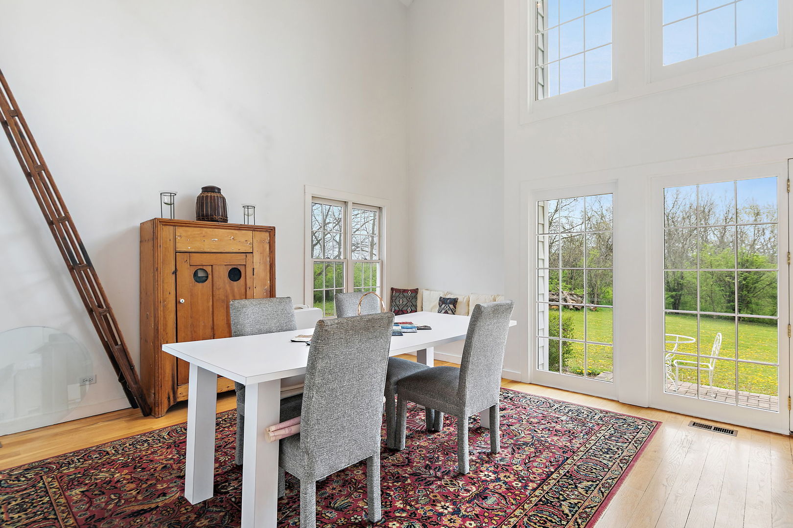 14019 Davis Road, Woodstock, IL 60098