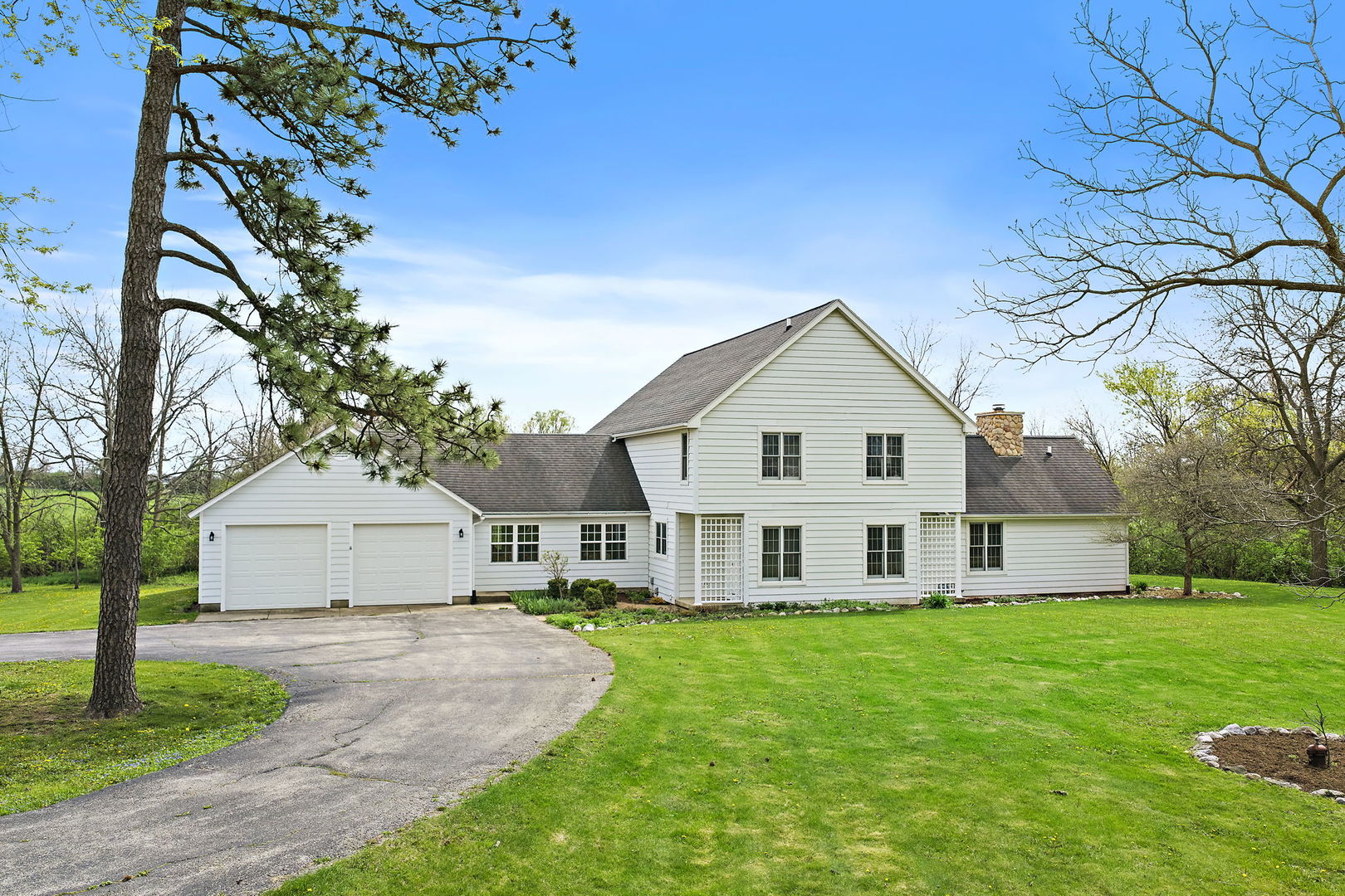 14019 Davis Road, Woodstock, IL 60098