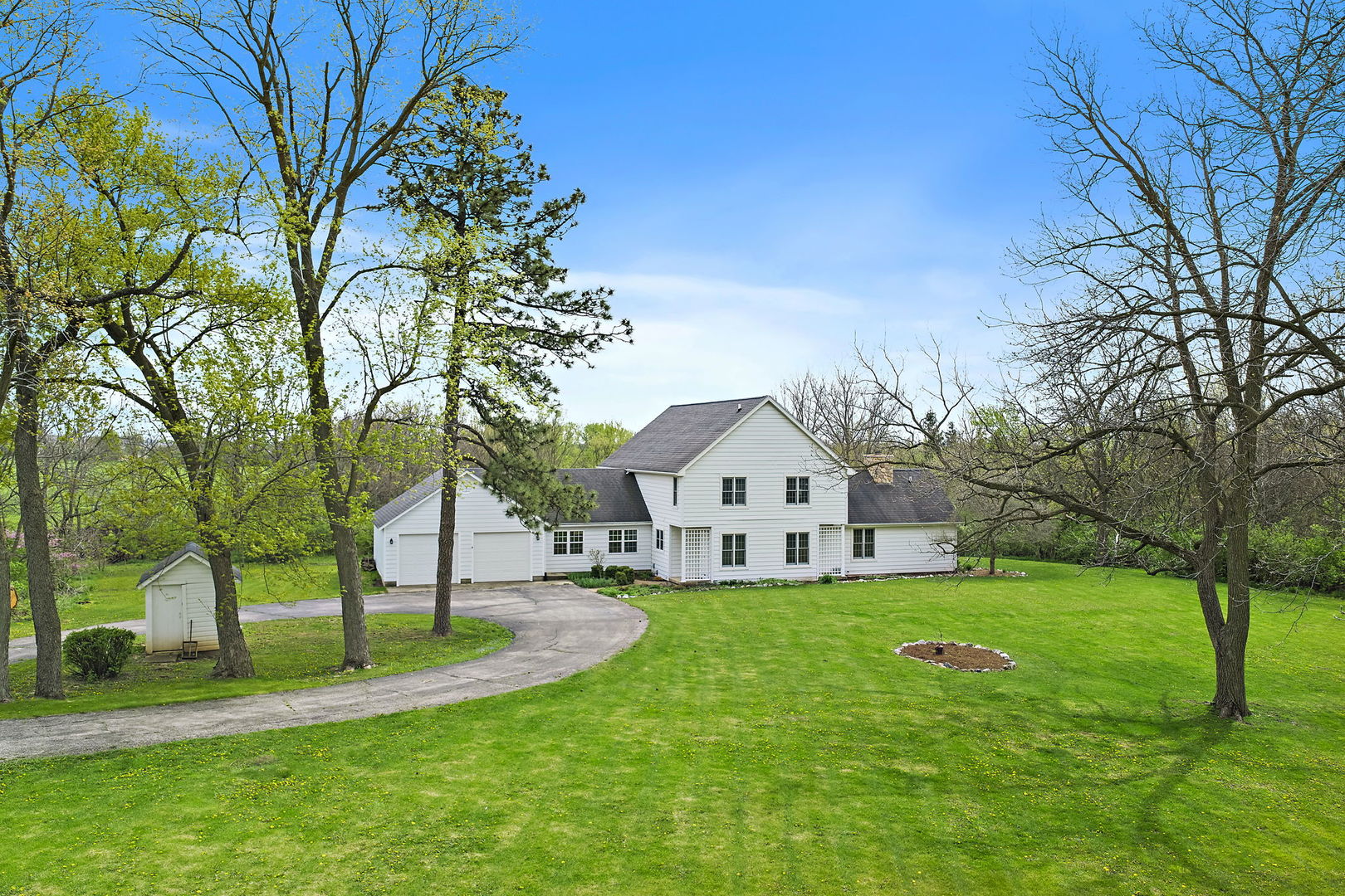 14019 Davis Road, Woodstock, IL 60098