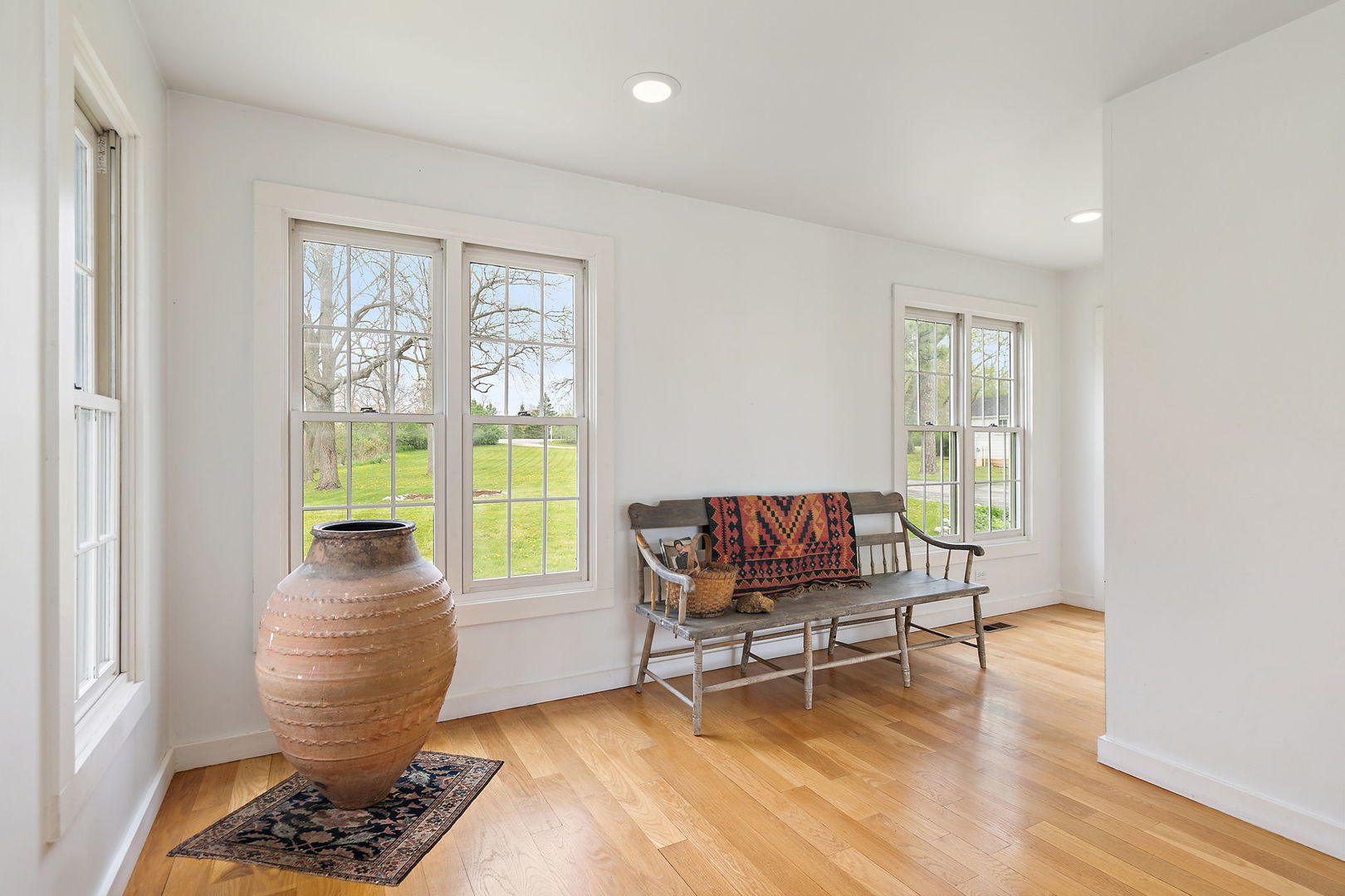 14019 Davis Road, Woodstock, IL 60098