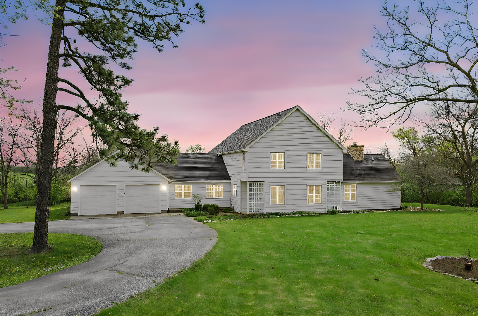 14019 Davis Road, Woodstock, IL 60098