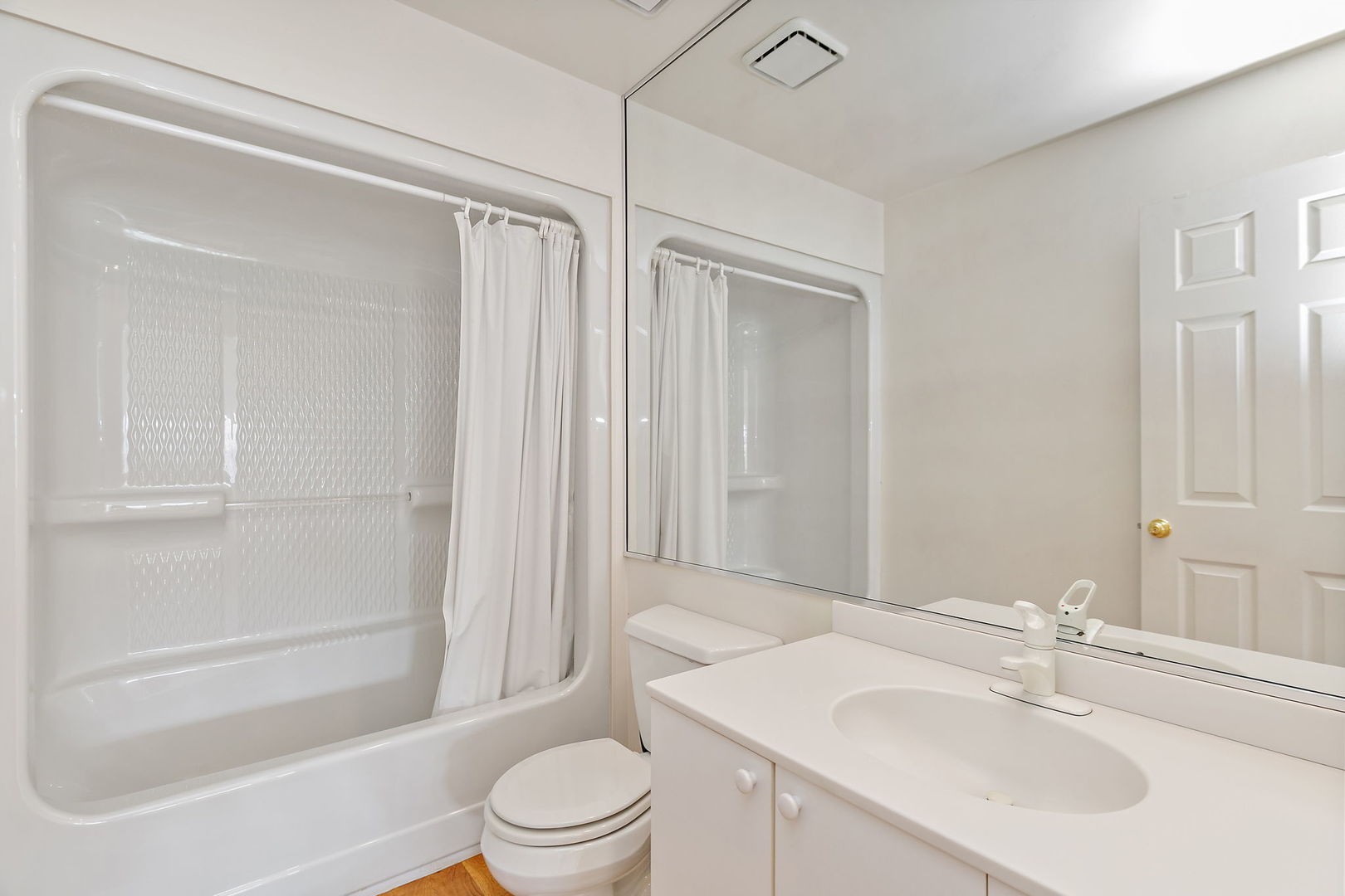 14019 Davis Road, Woodstock, IL 60098