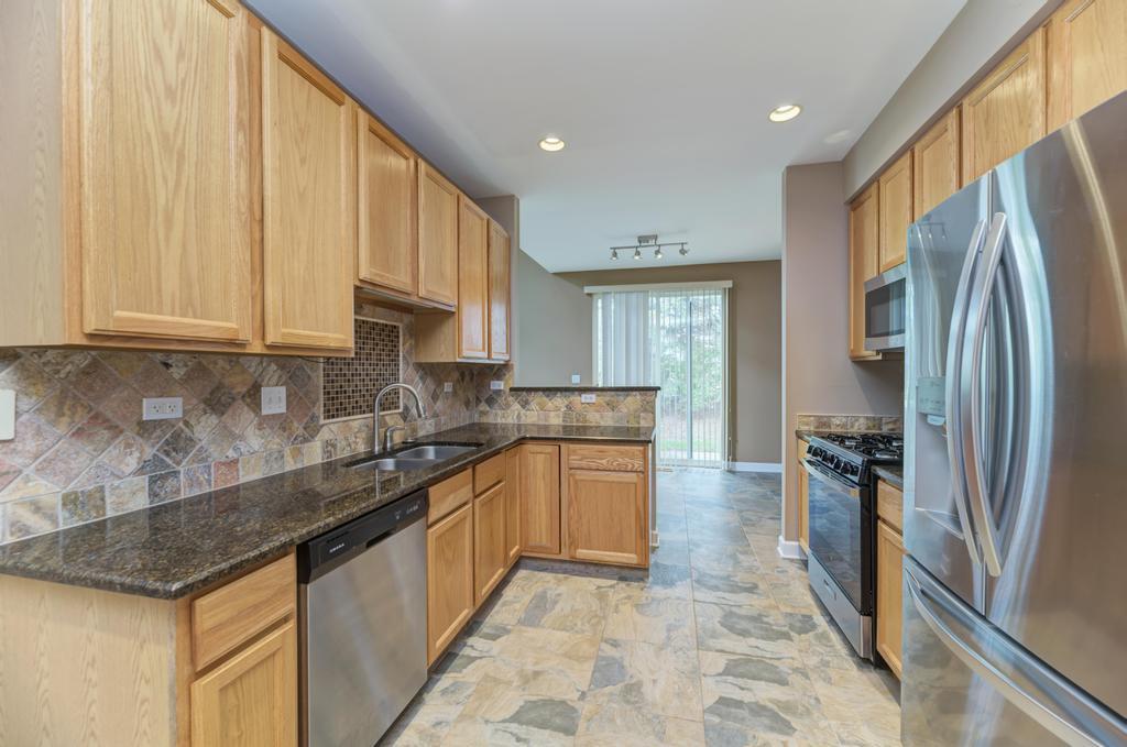 3015 Kentshire Circle #3015, Naperville, IL 60564