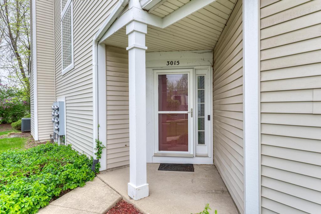 3015 Kentshire Circle #3015, Naperville, IL 60564