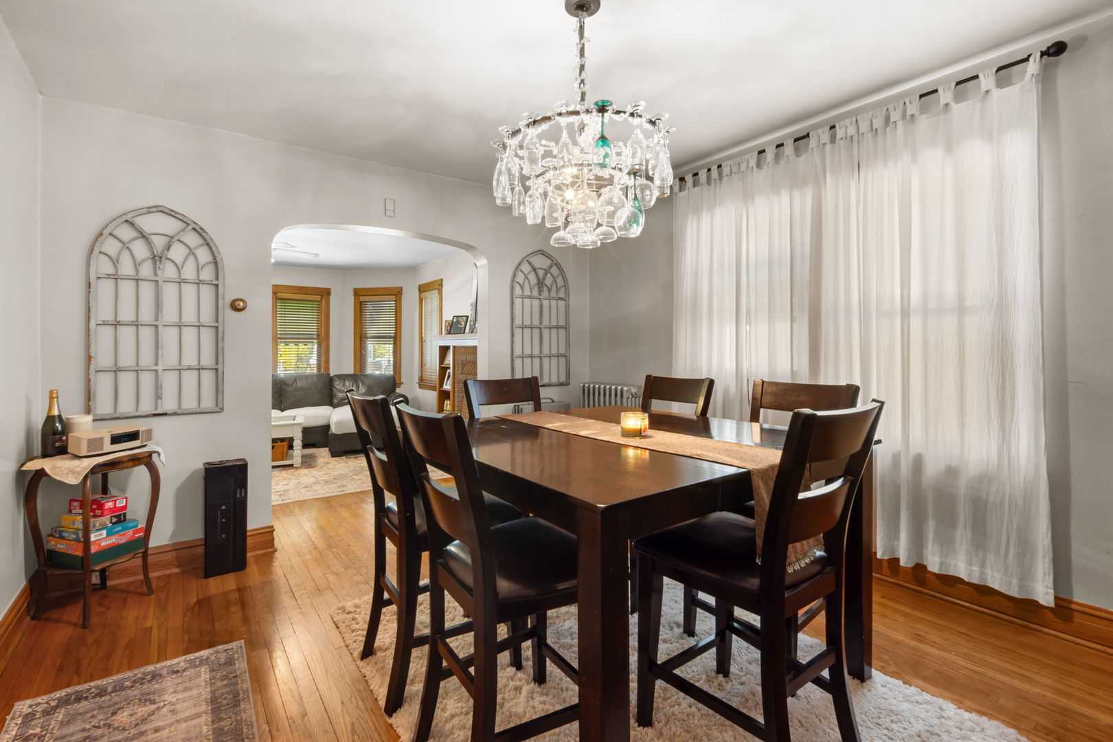 2945 N 77th Avenue, Elmwood Park, IL 60707