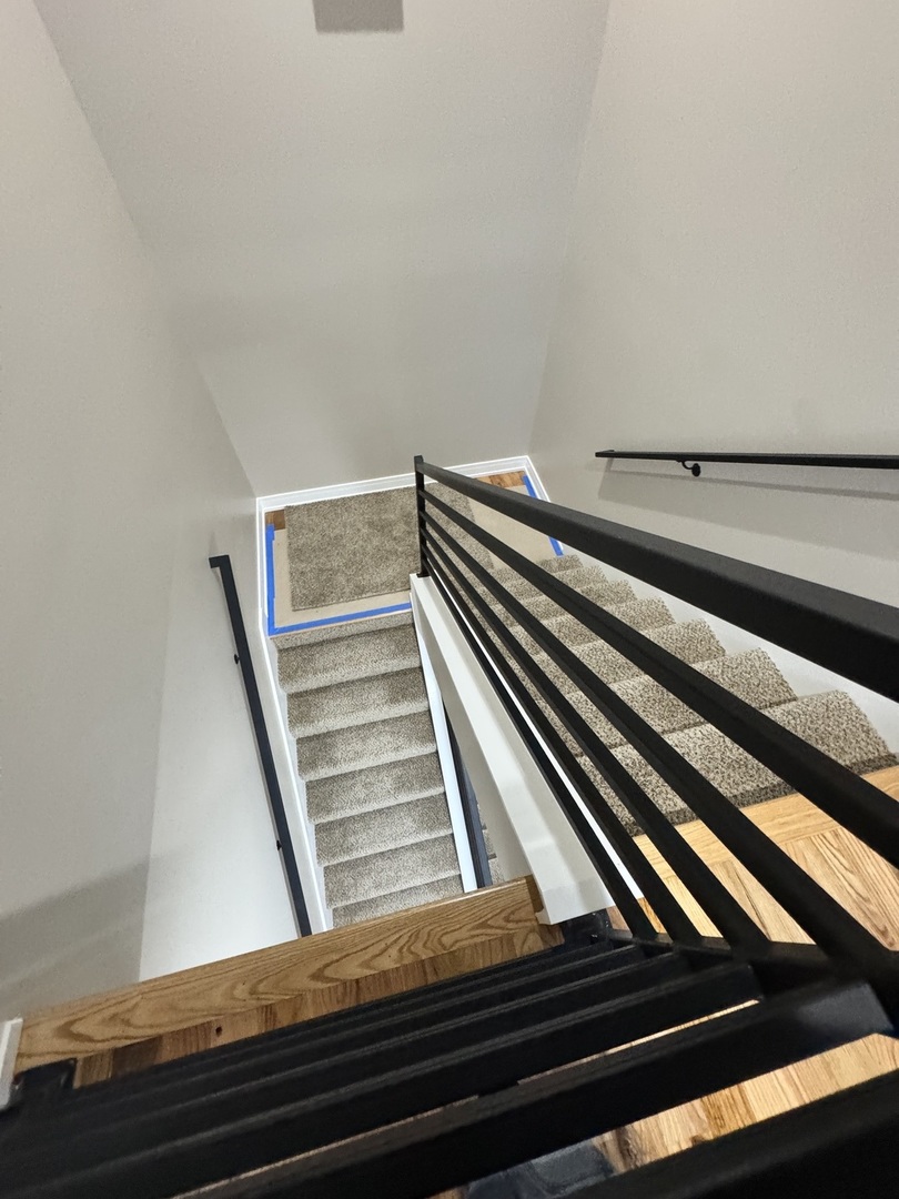 155 N La Crosse Avenue, Chicago, IL 60644