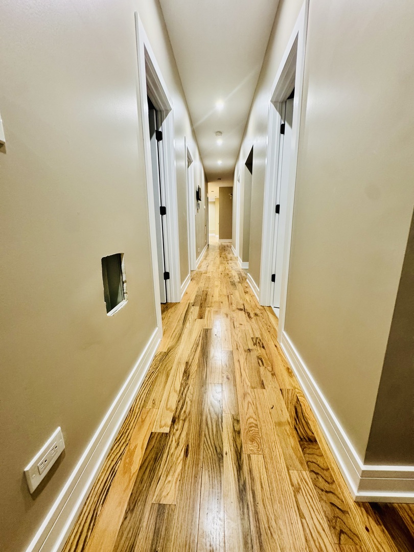 155 N La Crosse Avenue, Chicago, IL 60644