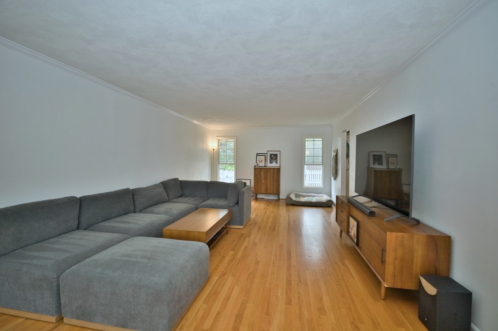 2S510 Seneca Drive, Wheaton, IL 60189