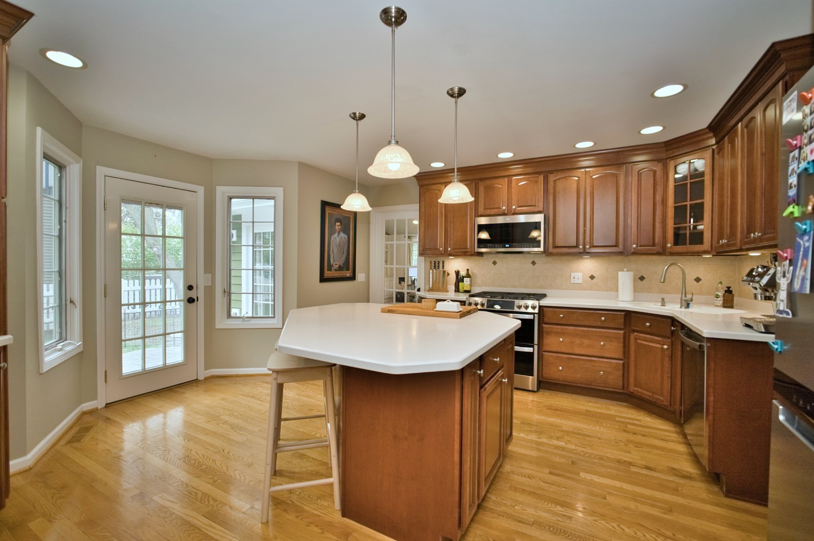 2S510 Seneca Drive, Wheaton, IL 60189
