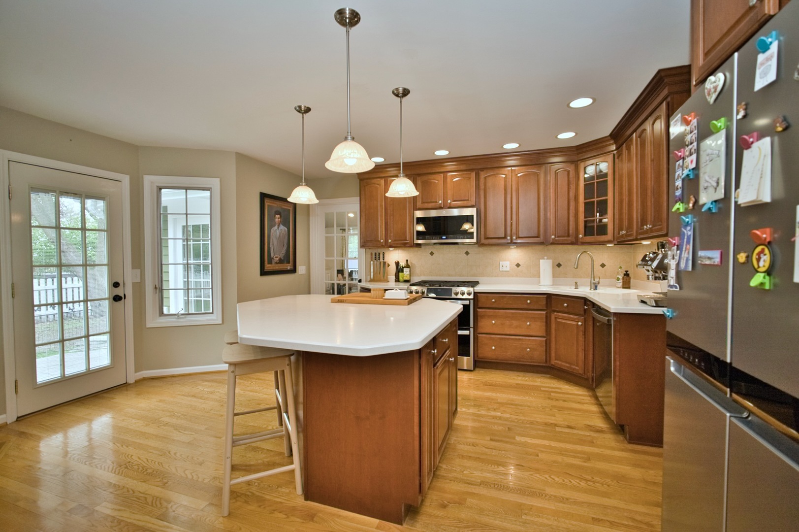 2S510 Seneca Drive, Wheaton, IL 60189