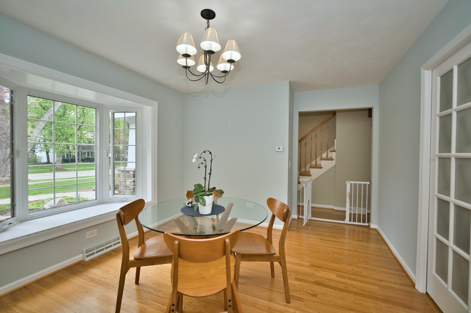 2S510 Seneca Drive, Wheaton, IL 60189