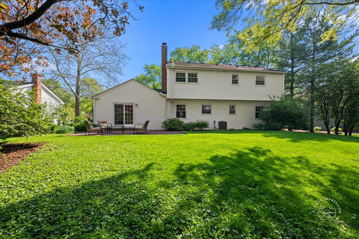 1209 N Loomis Street, Naperville, IL 60563