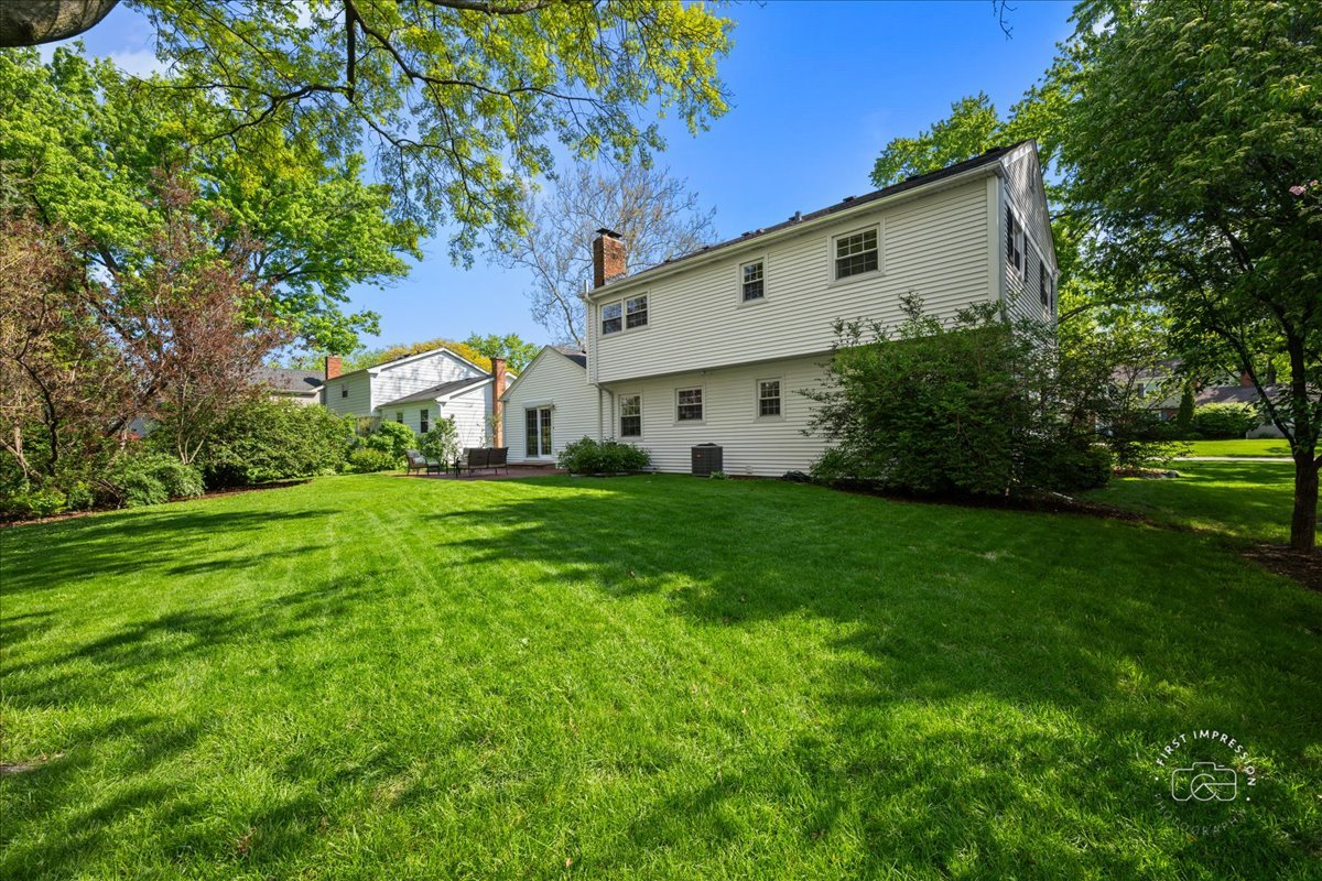 1209 N Loomis Street, Naperville, IL 60563
