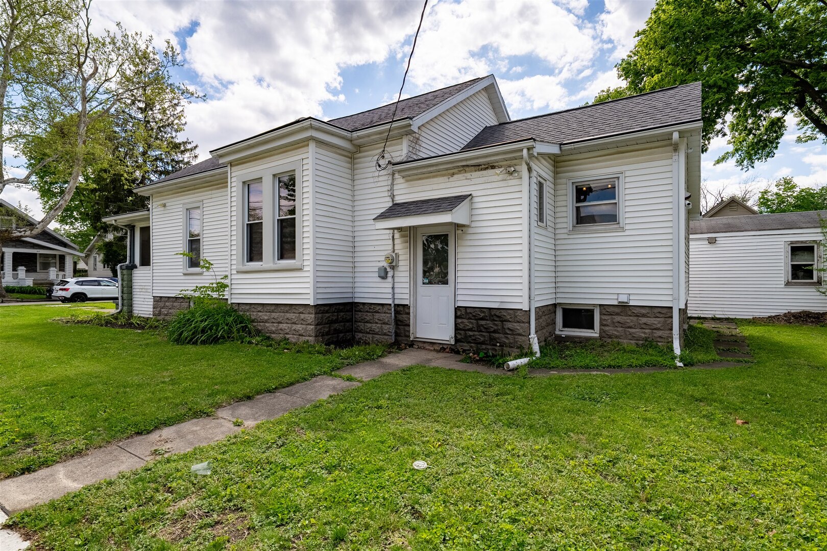 301 W Graham Street, Bloomington, IL 61701