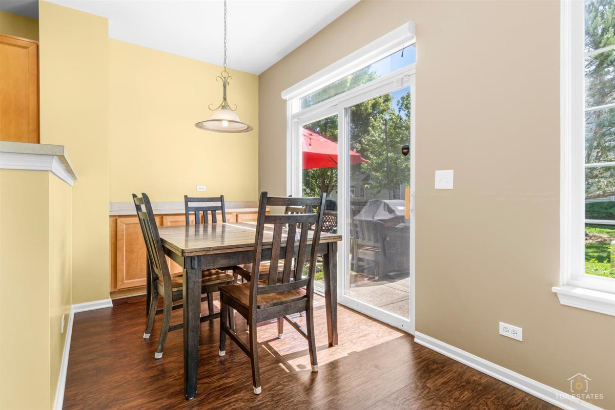 2264 Daybreak Drive #2264, Lake In The Hills, IL 60156