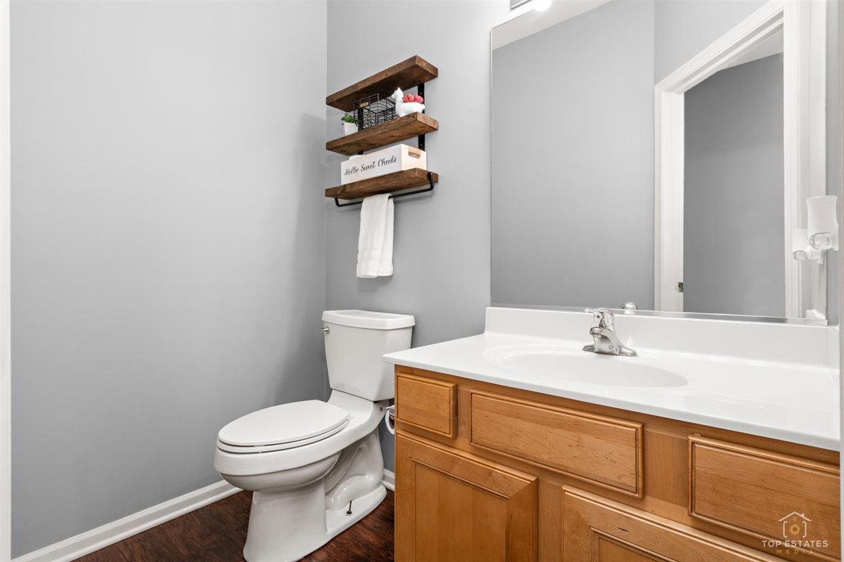 2264 Daybreak Drive #2264, Lake In The Hills, IL 60156